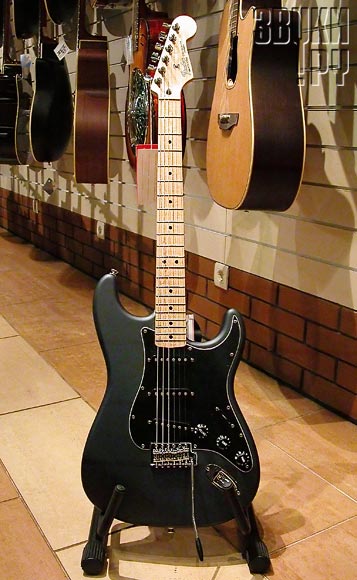Fender Standart Satin Stratocaster в МузТорге