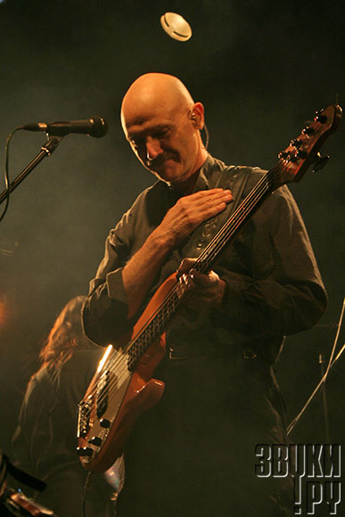 Tony Levin в Б2