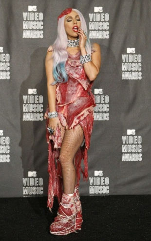 VMA 2010 Meat dress