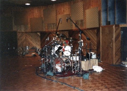 барабаны Metallica в студии во время записи, 1988 г.