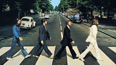 THE BEATLES: Впервые за 50 лет документальный фильм The Beatles 