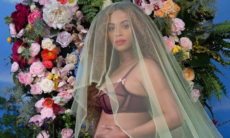 Беременная Beyonce