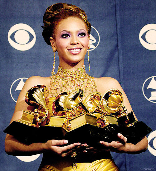 Beyonce Knowles  на церемонии Grammy