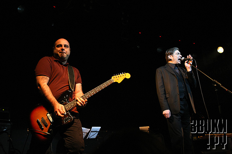 Blixa Bargeld & Teho Teardo