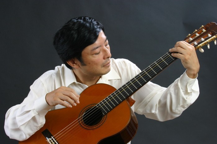 Kazuhito Yamashita